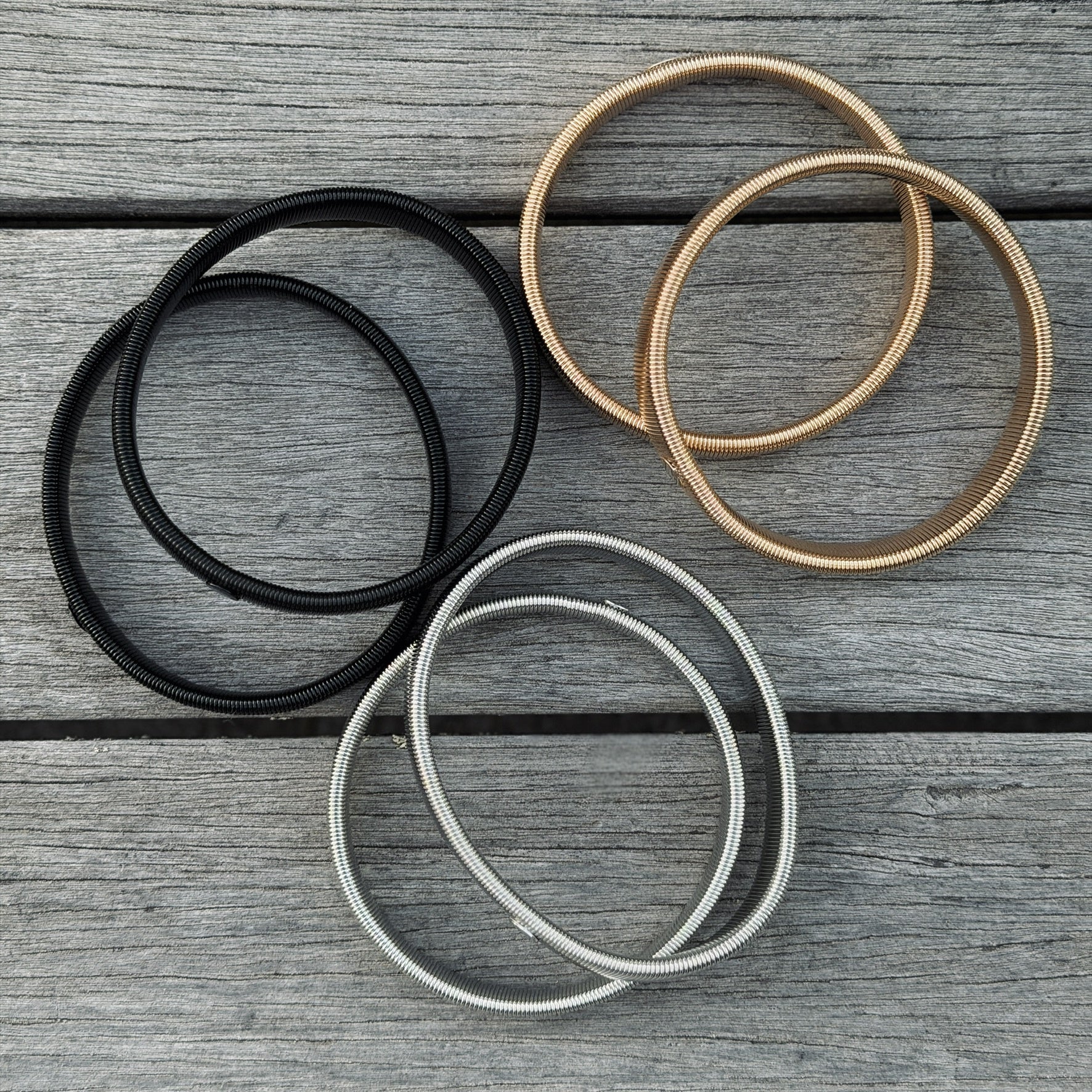 GOLDIE Sleeve Band