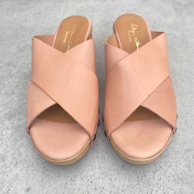 KW Calabasas Slide - Size 38