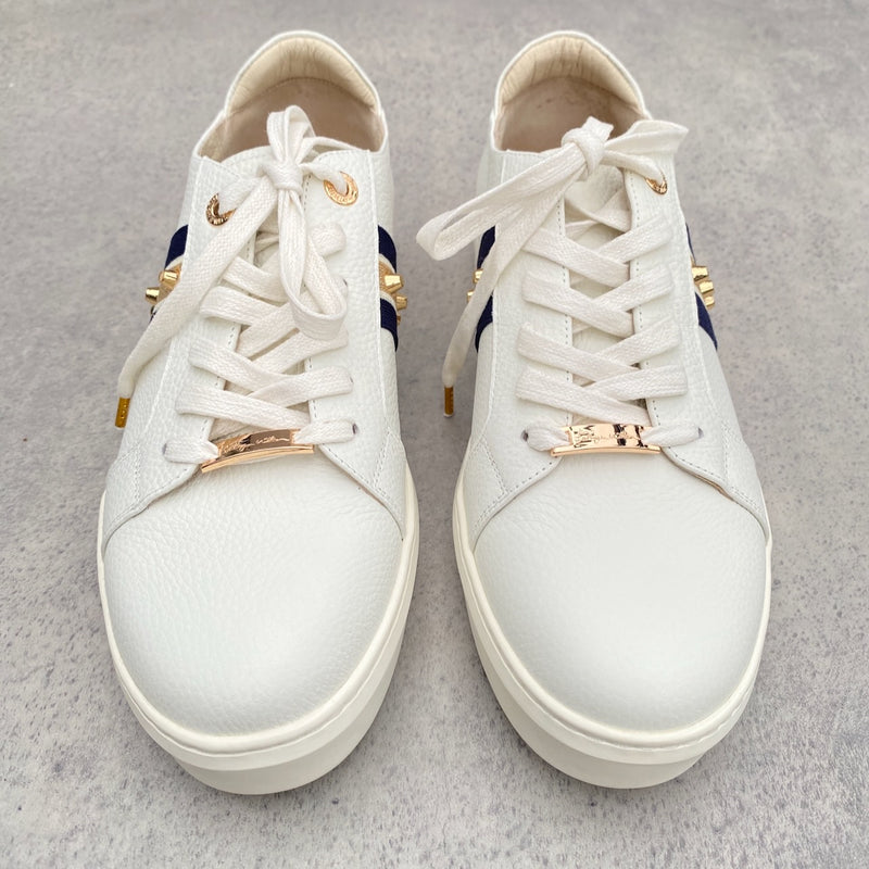 KW Caine Trainer