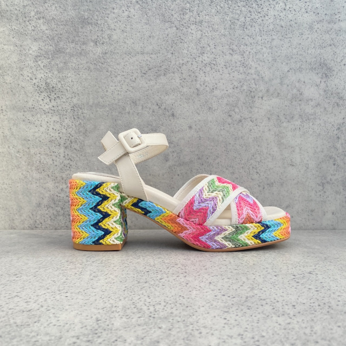 MINX Tyra