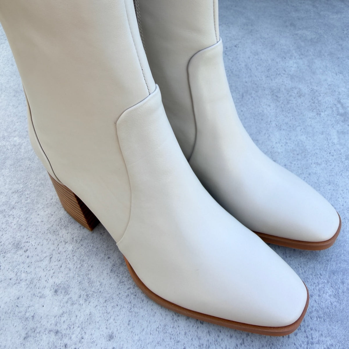 EOS Keora