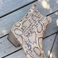 SAMPLE: IVY LEE IV - ONLINE ONLY, Size 38