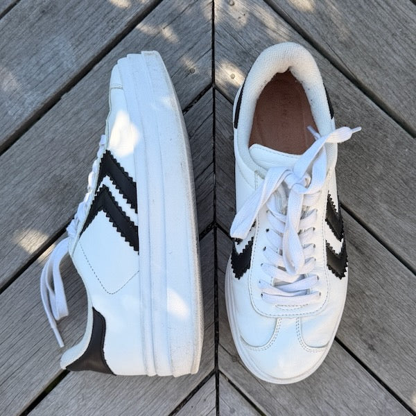 PRELOVED: Alfie&Evie BW Trainers, Size 38